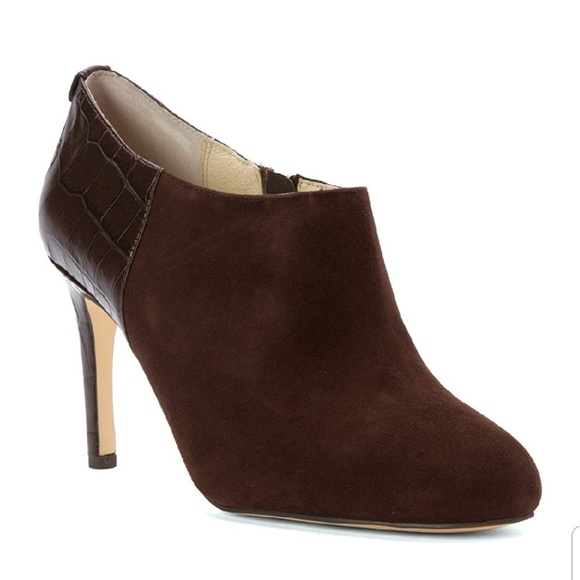 MICHAEL Michael Kors Shoes - MICHAEL Michael Kors Sammy Ankle Boot, Size 9